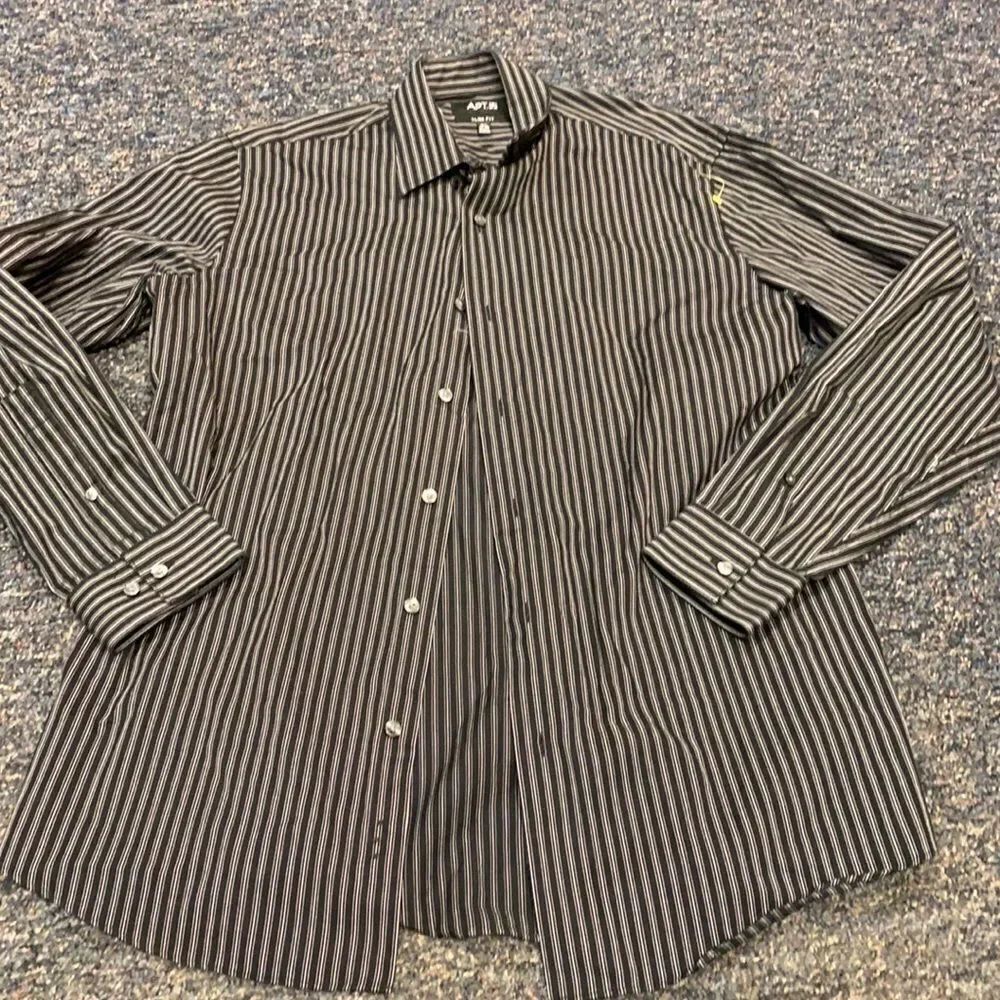 Apt. 9 Black Stripped Button Down Shirt sz. 16.5